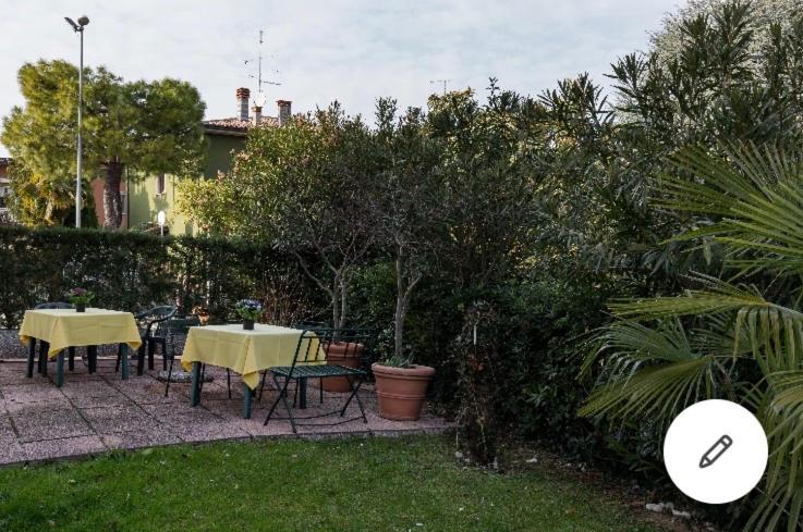 La Terrazza Otel Peschiera del Garda Dış mekan fotoğraf