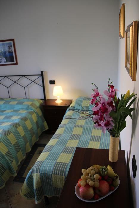 La Terrazza Otel Peschiera del Garda Dış mekan fotoğraf